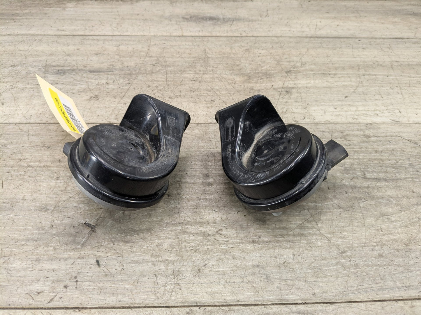 2011-2016 BMW 528i F10- Horn Set PN: 7279781