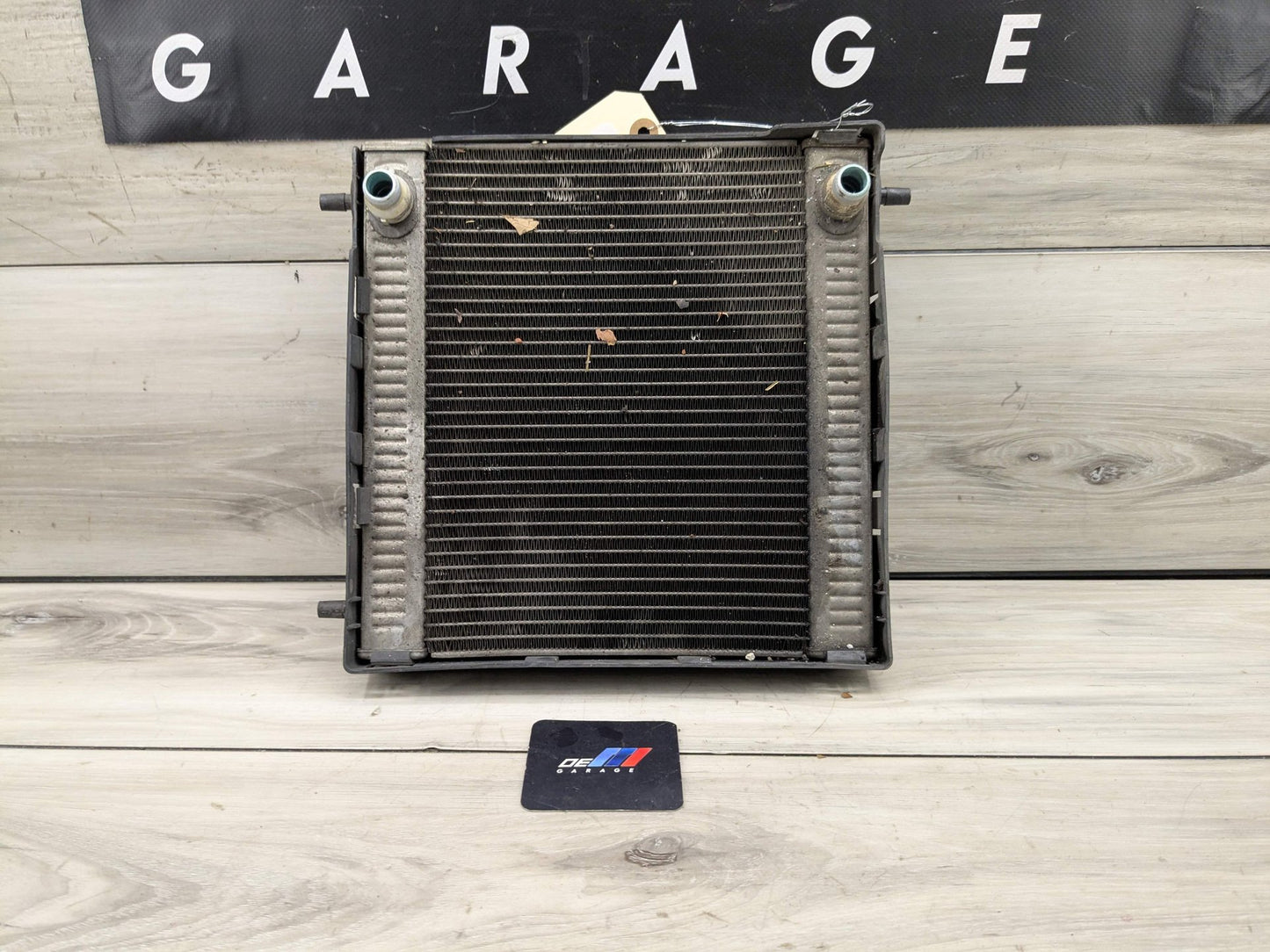 2016 BMW 750i G12 Left or Right Secondary Auxiliary radiator 8619383 16-21 OEM BMW F90 G12 G14 G30 M5 Secondary Auxiliary Coolant Remote Radiator