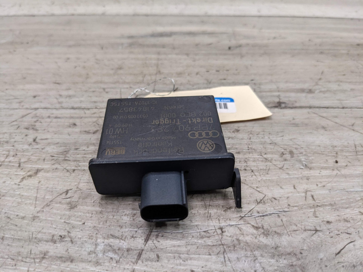 10-16 OEM Porsche Panamera Tire Pressure Monitoring System Transmitter Module