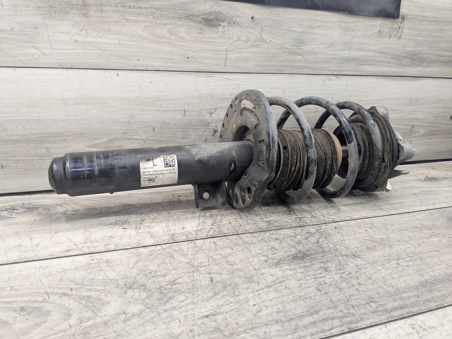 2020 BMW 330i G20 Front Left Driver Spring Strut Shock Absorber 6879309 19-25 OEM BMW G20 330iX AWD Front Left Driver Side Spring Strut Shock Absorber