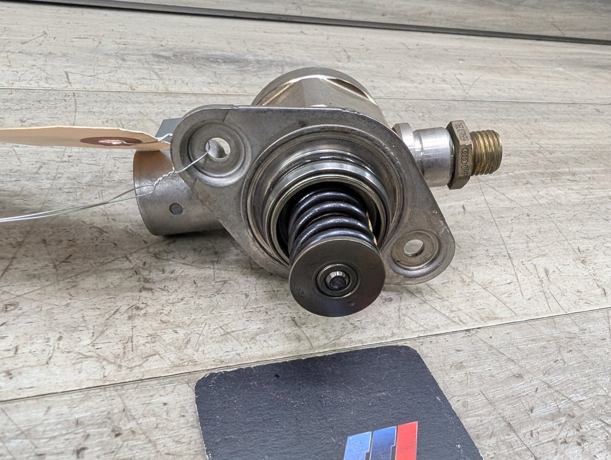17-24 OEM AUDI A4 B9 Q7 Engine EA888 CYMC 2.0L High Pressure Fuel Pump
