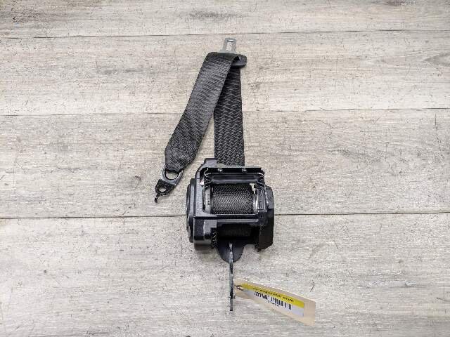OEM BMW F90 M5 G30 530 540 Rear Left Right Upper Seatbelt Seat Belt Retractor