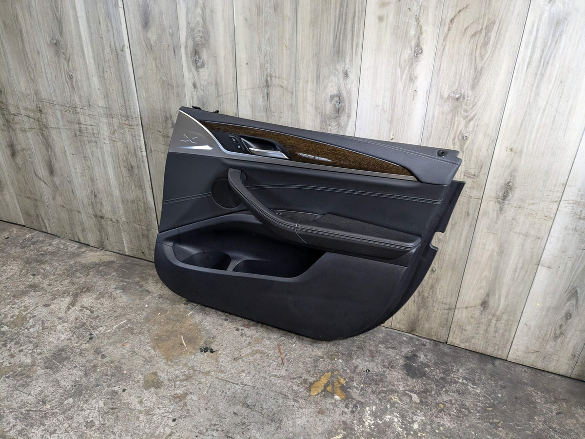 2019 BMW X3 G01 Front Right Passenger Interior Door Panel Card 7410282 OEM BMW G01 X3 FRONT Right Passenger Interior Door Panel Card Trim Cover Black OEM