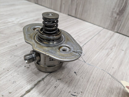 16-20 OEM BMW G11 G12 750 G30 M550 Engine N63R HPFP High Pressure Fuel Pump 5-8