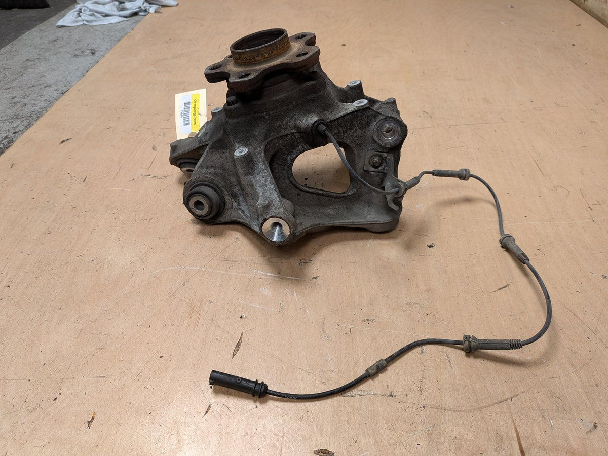 2016-2022 BMW 750i G12 Rear Left Driver Spindle Knuckle w/ Bearing 6861135 OEM