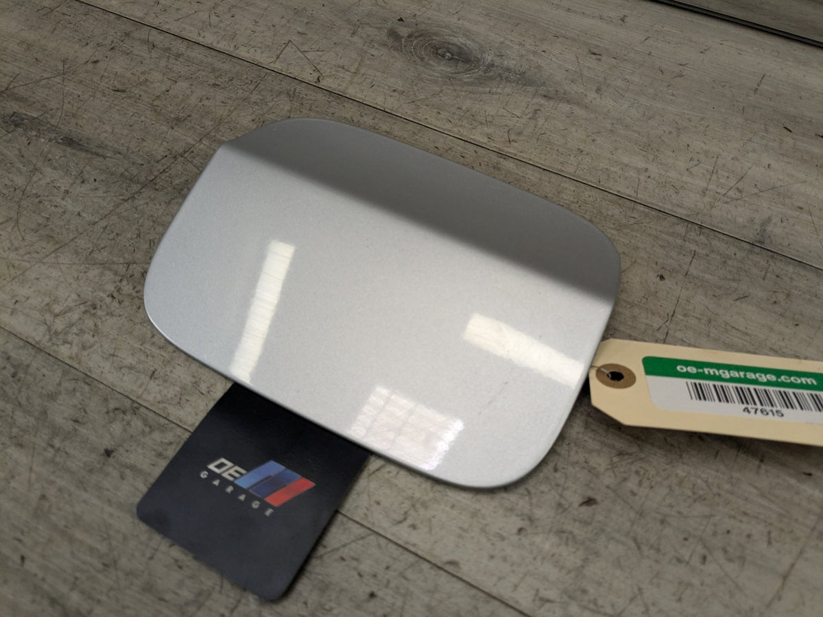 07-13 OEM BMW E70 X5 X5M Rear Fuel Gas Tank Flap Lid Cover Cap Silver 354