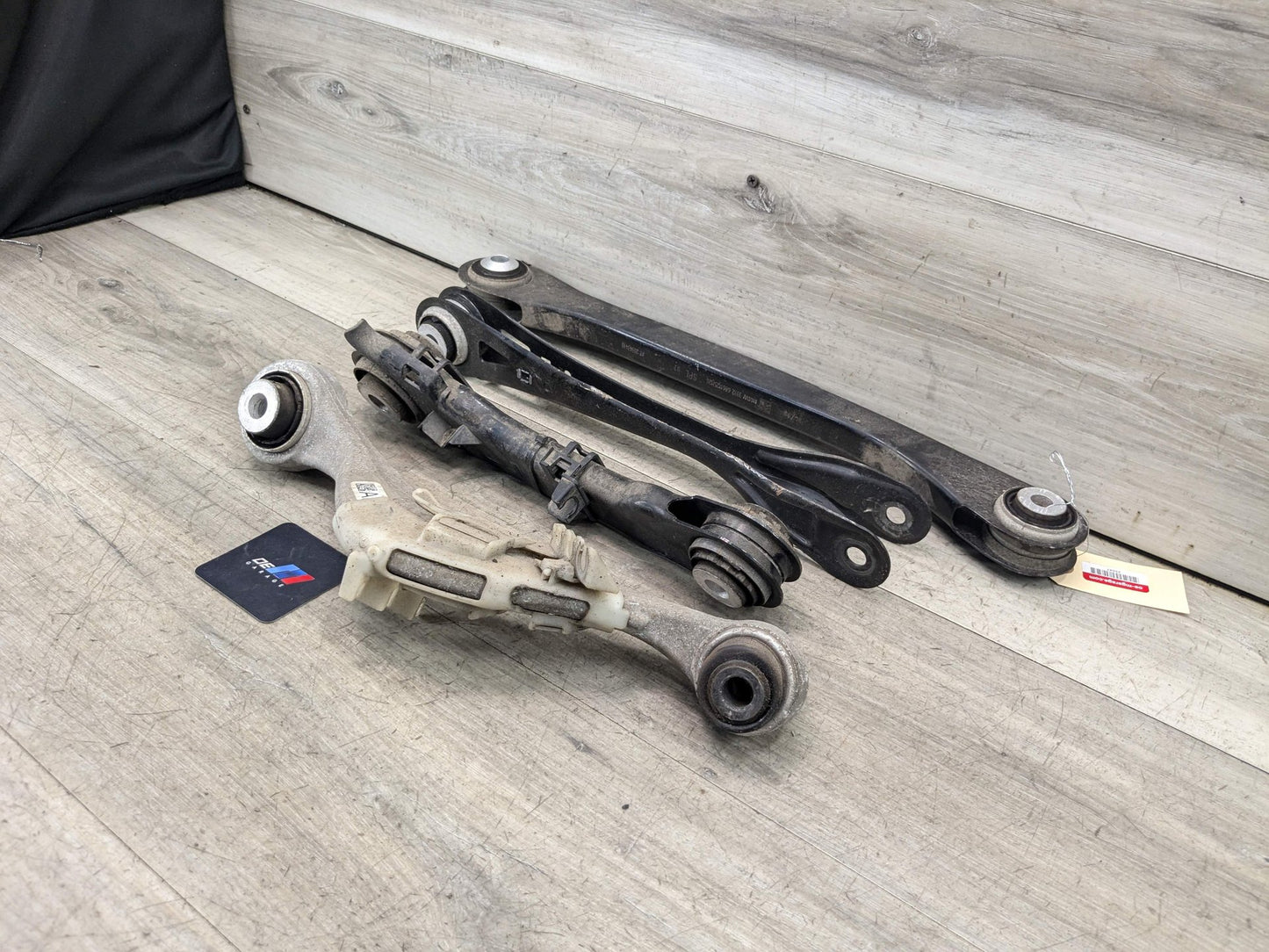 2018 BMW 540i G30 Rear Left Driver Control Arms SET 6861125 16-19 OEM BMW G11 G12 G30 Rear Left Suspension Control Arm Wishbone SET