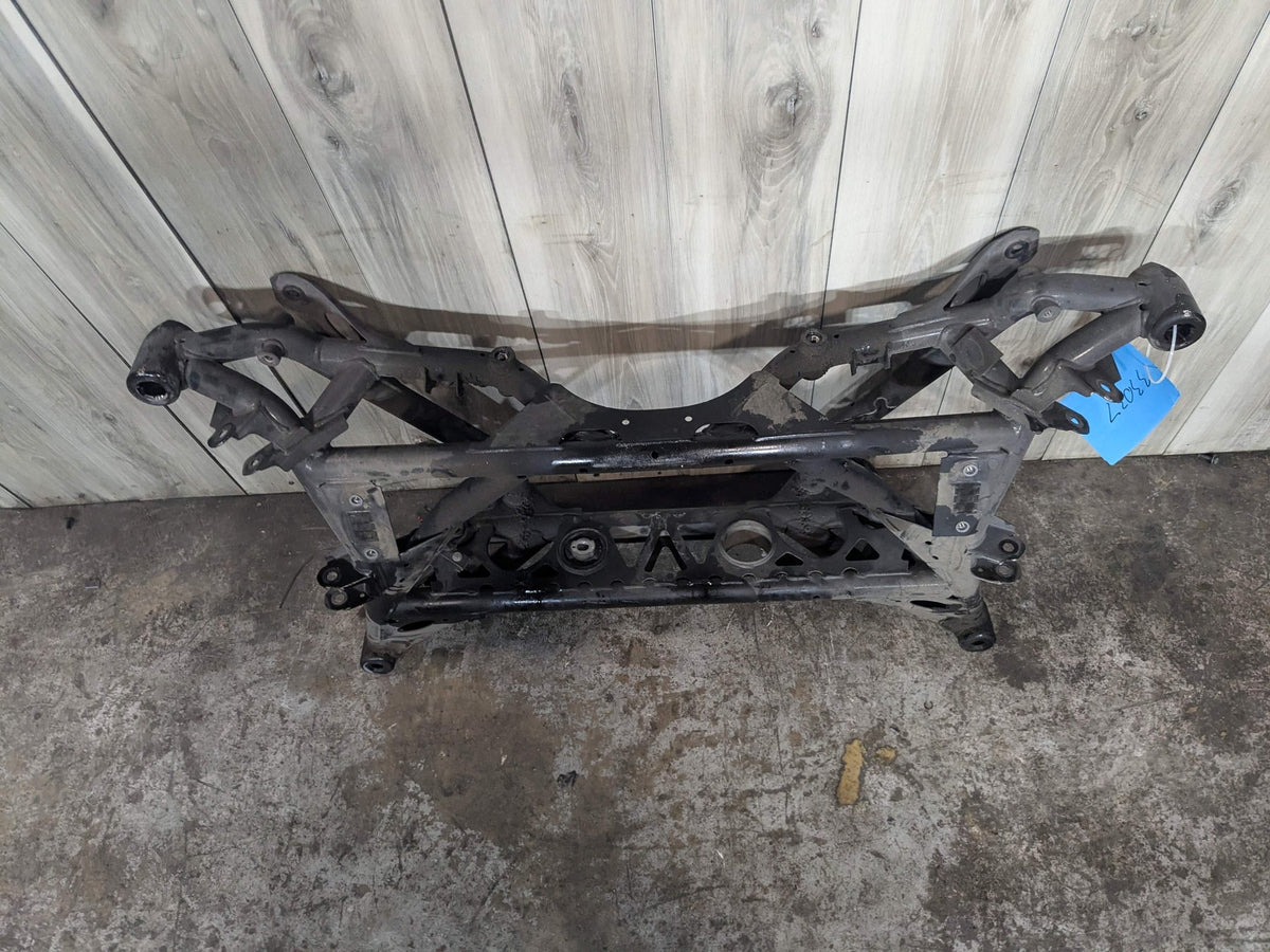 2015 BMW M4 F82 Rear Axle Support Crossmember Subframe 2284640 OEM BMW F80 F82 F83 F87 M2 M3 M4 Rear Axle Carrier Support Suspension Subframe OEM