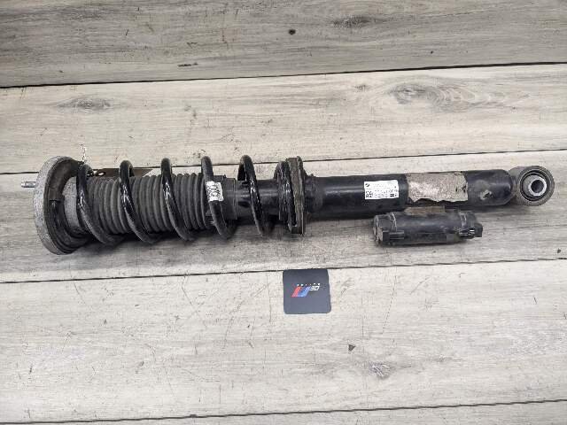 NOTE* OEM BMW G30 M550iX REAR Left Driver Side Strut Shock Absorber Spring VDC