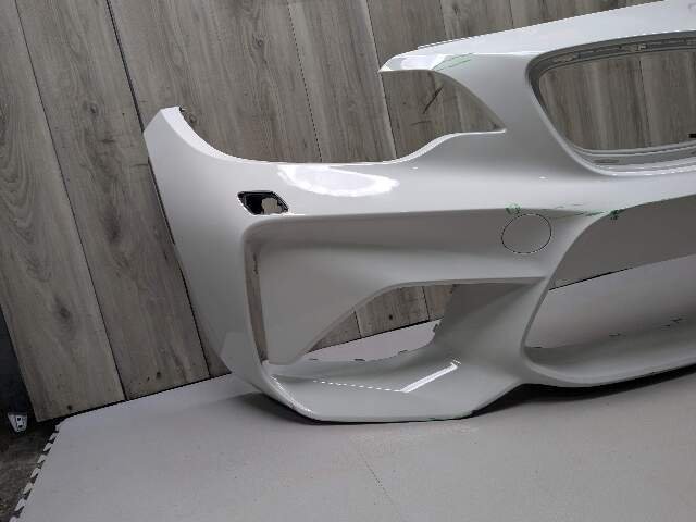 NOTE* 15-20 OEM BMW F87 M2 Front Bumper Cover Trim w/O PDC Holes White 300