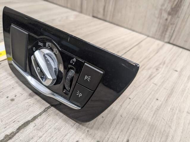 17-20 OEM BMW F90 M5 G30 G32 Headlight Switch Control Panel Light Module BLACK