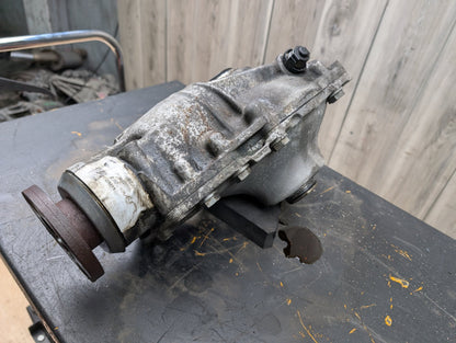 2017 BMW 340i F34 Front Axle Carrier Differential 7647386 OEM BMW G11 G12 G20 G30 xDrive AWD Front Differential Axle Gearbox Carrier 2.81