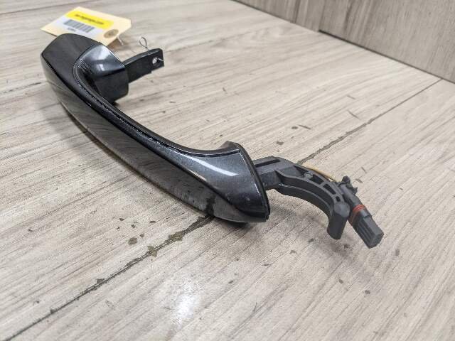 2020 - 2024 BMW X3 F97 Front or Rear Right Passenger Exterior Door Handle w/ Comfort Access 8492028 S58