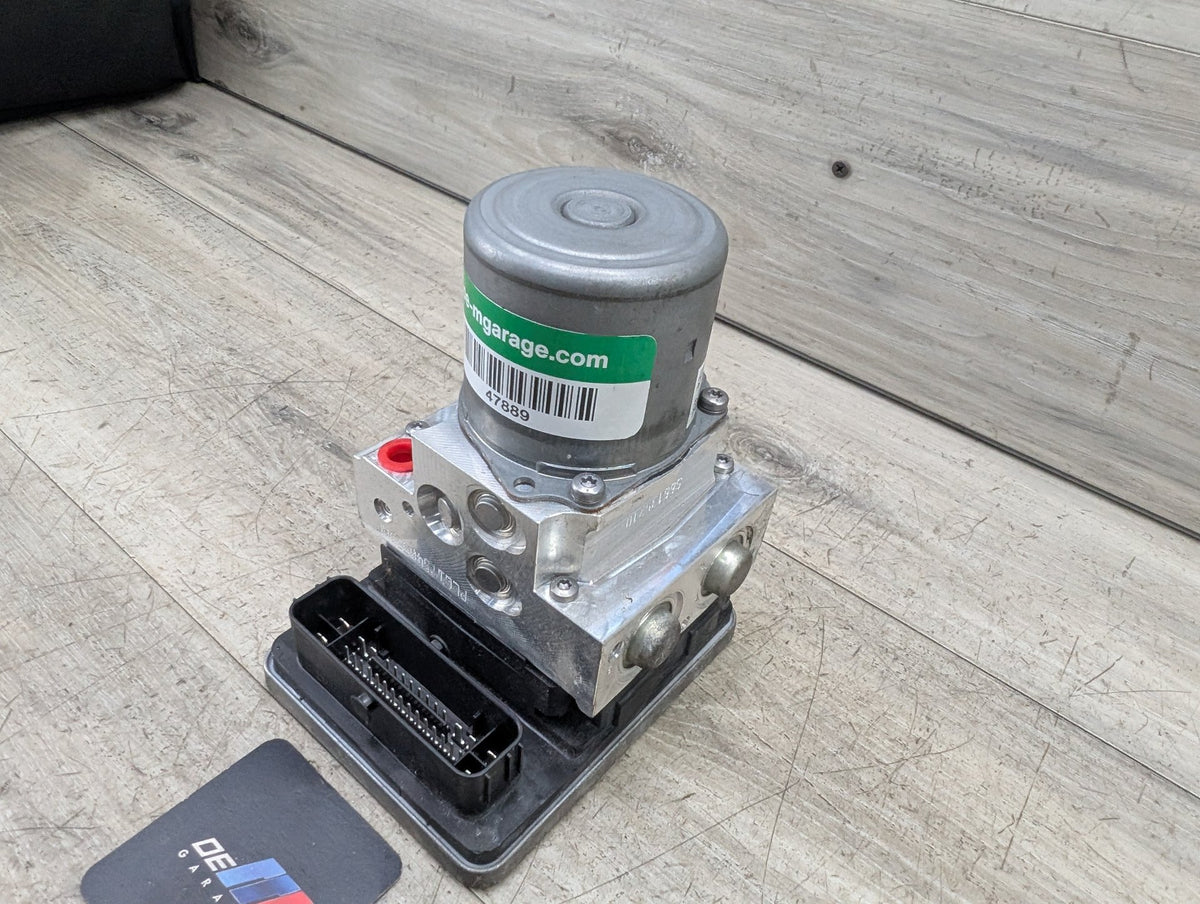 2017 BMW 740i G12 ABS Pump Module 6884577 PRE-LCI OEM BMW G01 G12 G30 ABS Brake Pump Anti Lock DSC Dynamic Stability OEM
