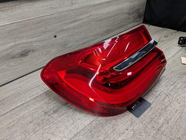 *16-19 OEM BMW G11 G12 740 750 M760 B7 Rear Left Driver Outer LED Tail Light