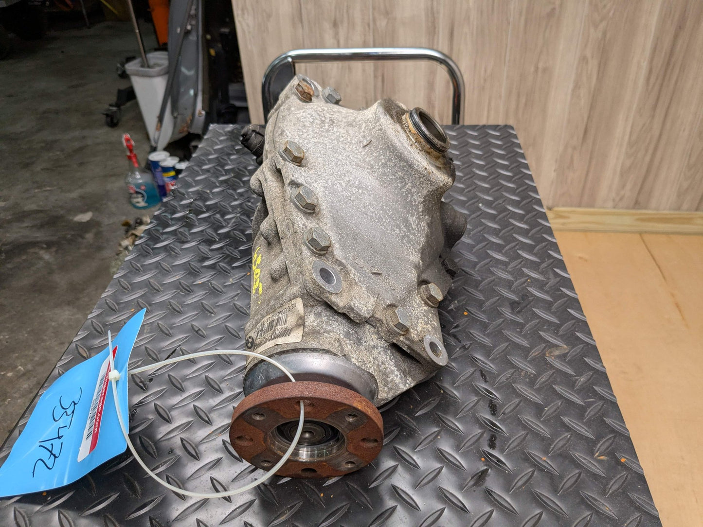2015 BMW 335i F30 Front Axle Carrier Differential 7584519 OEM BMW F30 F32 F33 F36 xDrive AWD Front Differential Axle Gearbox Carrier 3.23