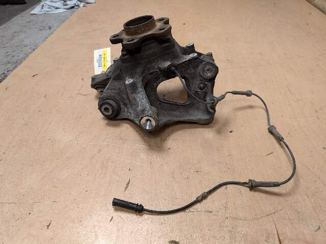 2016 - 2022 BMW 750i G12 Rear Left Driver Spindle Knuckle w/ Bearing 6861135 N63B44O2