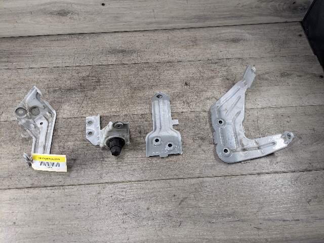 18-24 OEM BMW G01 G02 F97 F98 X3 X4 Left Driver Fender Wing Holder Bracket SET