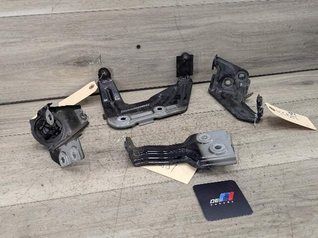 18-24 OEM BMW G01 G02 F97 X3 X4 Right Passenger Fender Wing Holder Bracket SET