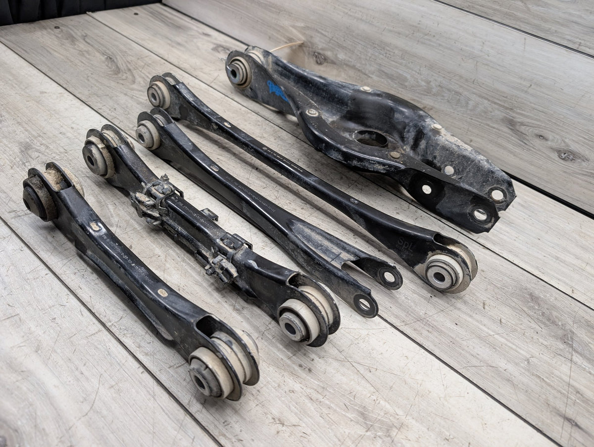 2011-2016 BMW 335i F30 Rear Right Passenger Control Arms SET 6792540 OEM BMW F22 F23 F30 F32 F33 F36 Rear Right Passenger Upper Lower Control Arm SET