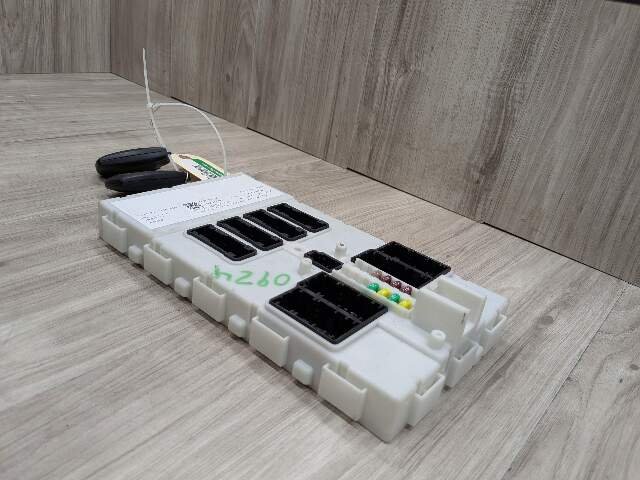 OEM BMW F30 F32 F33 F36 F80 F82 M3 M4 Body Control Junction Box Module FEM + Key