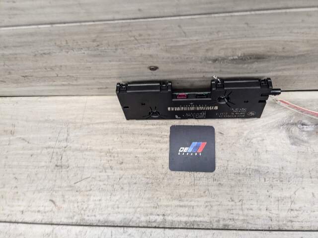 06-13 OEM BMW E70 X5 X5M Antenna Amplifier Diversity Receiver Module 315 MHZ
