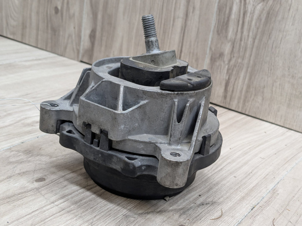 OEM BMW F30 F32 F36 335 340 435 440 Engine N55 B58 Right Passenger Motor Mount