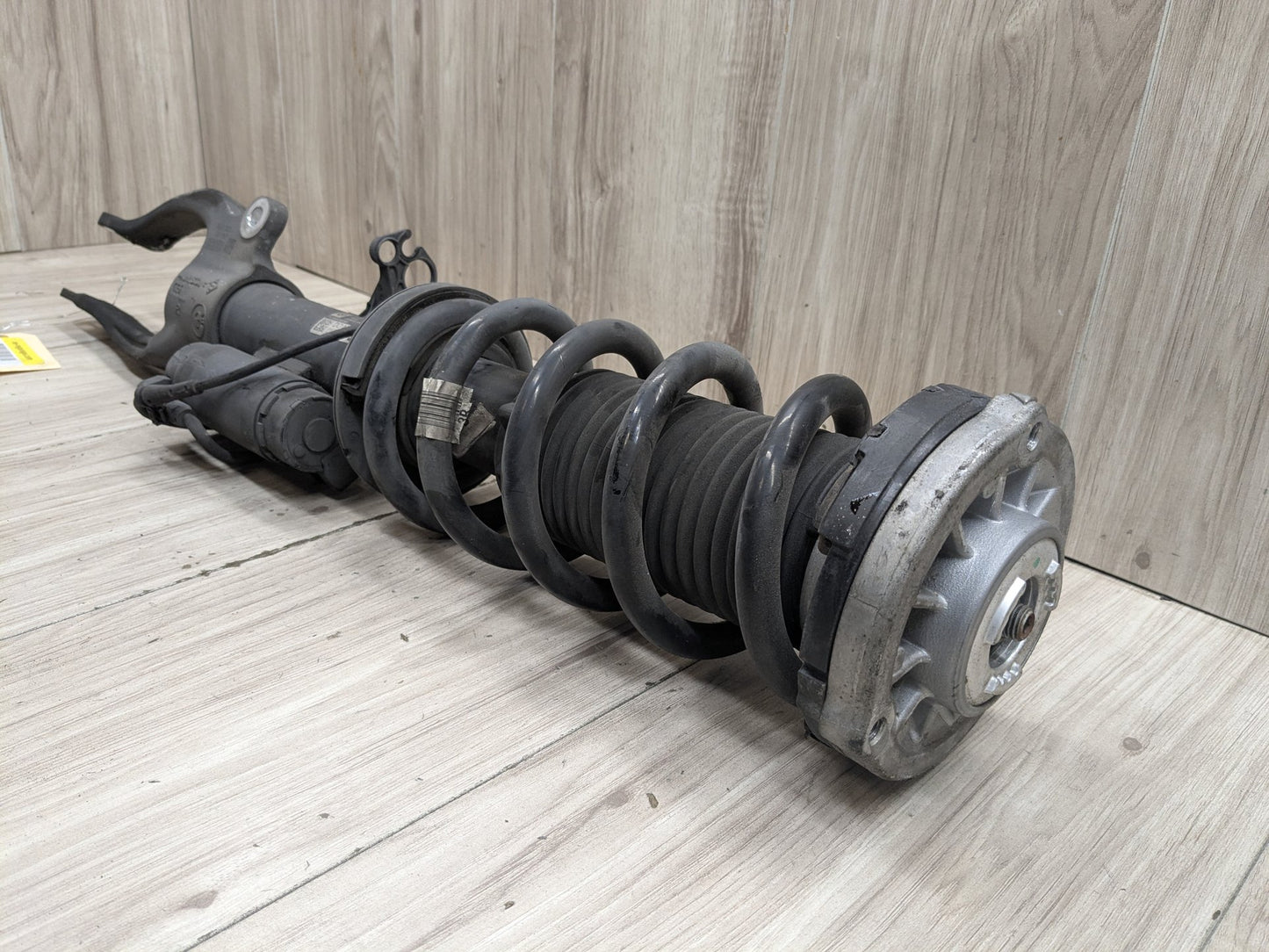 17-23 OEM BMW G30 M550iX Front Right Passenger Spring Strut Shock Absorber VDC