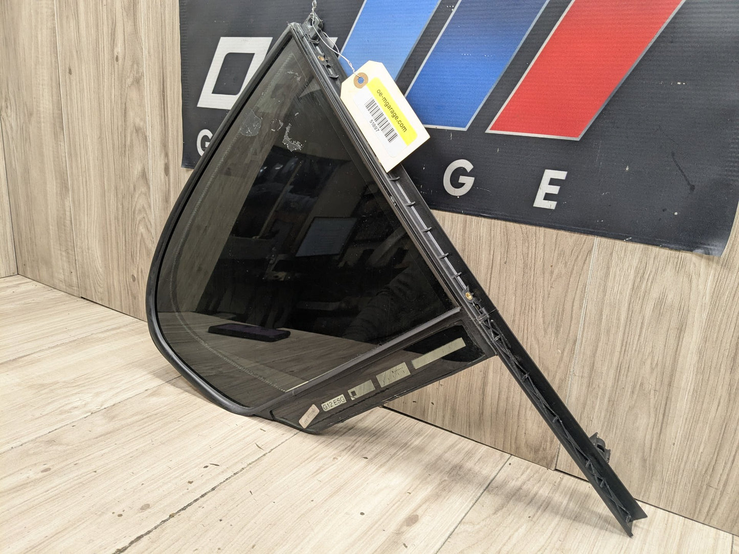 2020 BMW 740i G12 Rear Right Passenger Door Window Glass 7384218 16-22 OEM BMW G12 740 750 M760 B7 Rear Right Passenger Door Quarter Fixed Glass
