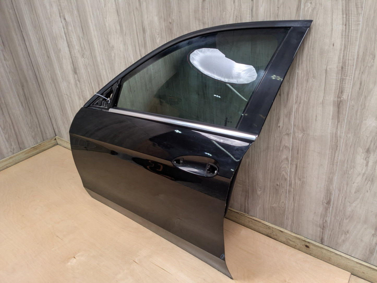 10-16 OEM Mercedes W212 E350 E400 E550 Front Left Driver Door Shell Panel Black 197 (Obsidian black- Metallic finish)