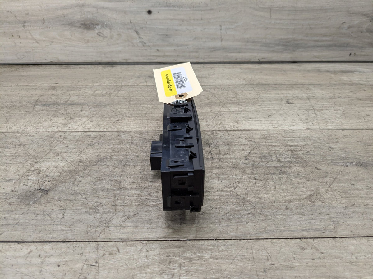 OEM BMW G05 G06 G07 X5 X6 X7 REAR AC Heater Climate Control Switch Module