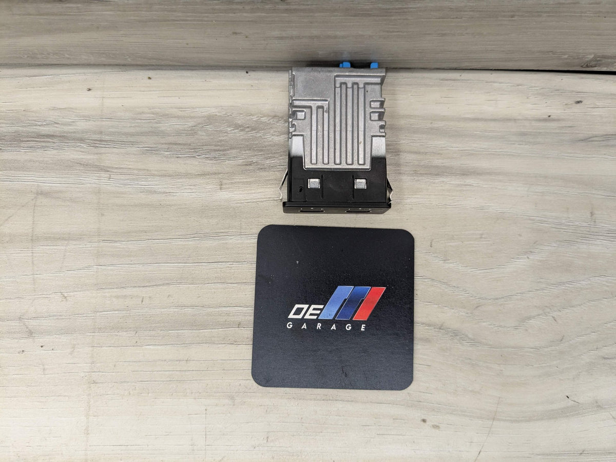 OEM BMW G01 G02 G11 G12 G20 G30 F97 USB Type C Charger Port Socket Connector
