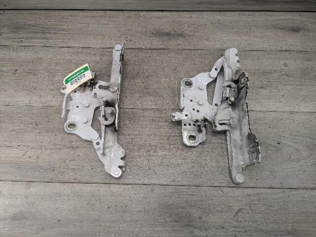OEM BMW F22 F23 F30 F32 F33 F34 F36 F80 F82 F83 F87 Left Right Hood Hinges PAIR