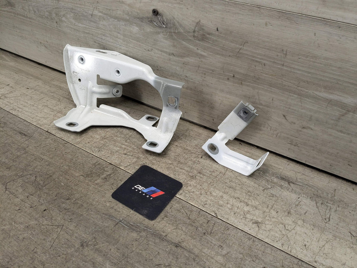 19-24 OEM BMW G29 Z4 Front Right Passenger Side Fender Holder Bracket SET