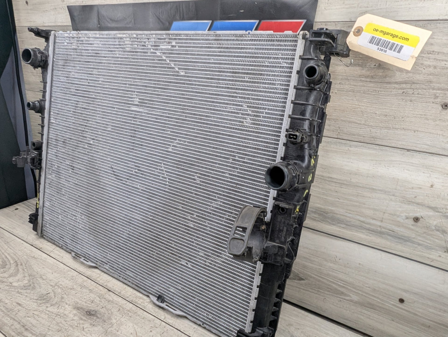 2017-2023 BMW M550i G30 Cooling Radiator 8743667 *16-19 OEM BMW G11 G12 G30 750 M550iX Coolant Radiator N63R