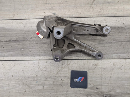 15-20 OEM BMW F80 F82 F83 M3 M4 S55 Engine Right Passenger Mount Bracket