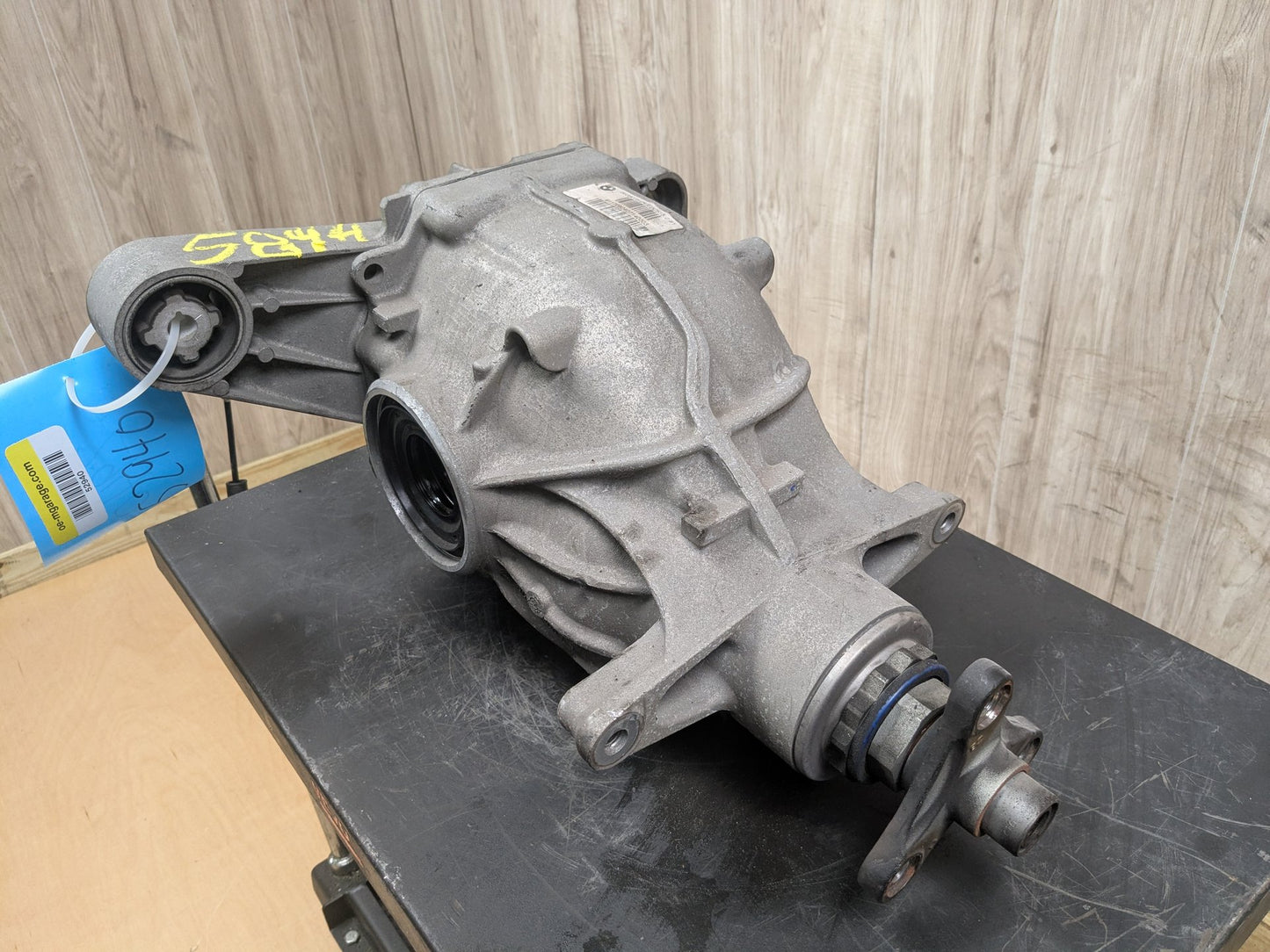 2018 BMW M550i N63B44O2 Rear Axle Carrier Differential 119694k 8638075