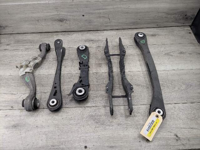 2017 - 2023 BMW M550i G30 Rear Left Driver Control Arms SET 6861125 N63B44O2