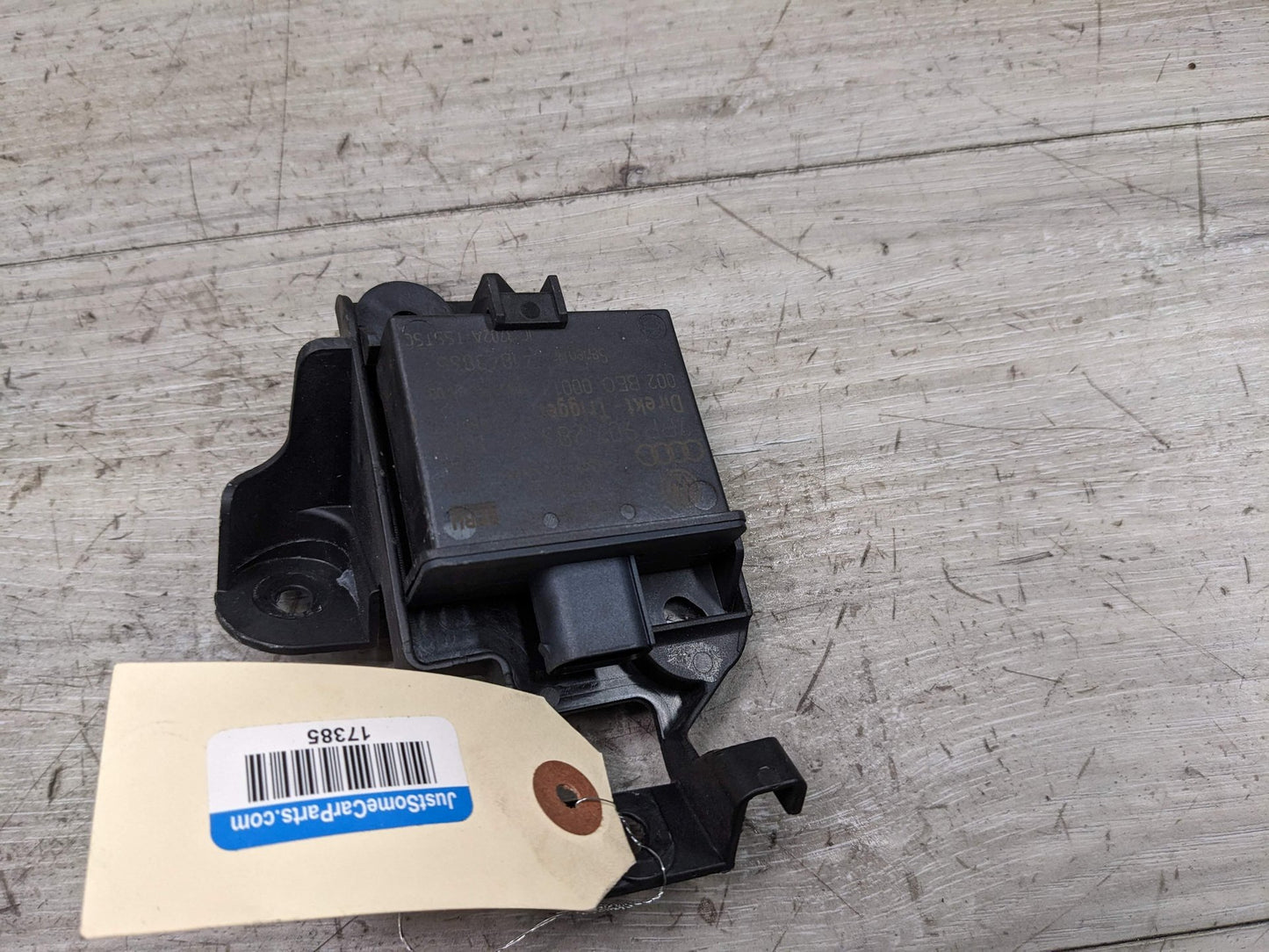 10-16 OEM Porsche Panamera Tire Pressure Monitoring System Transmitter Module