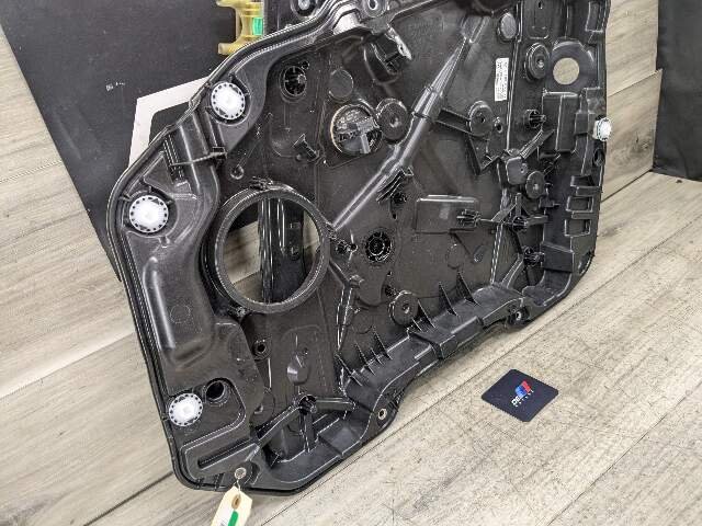 OEM BMW G20 G80 330 M340 M3 FRONT Right Passenger Door Window Regulator Motor