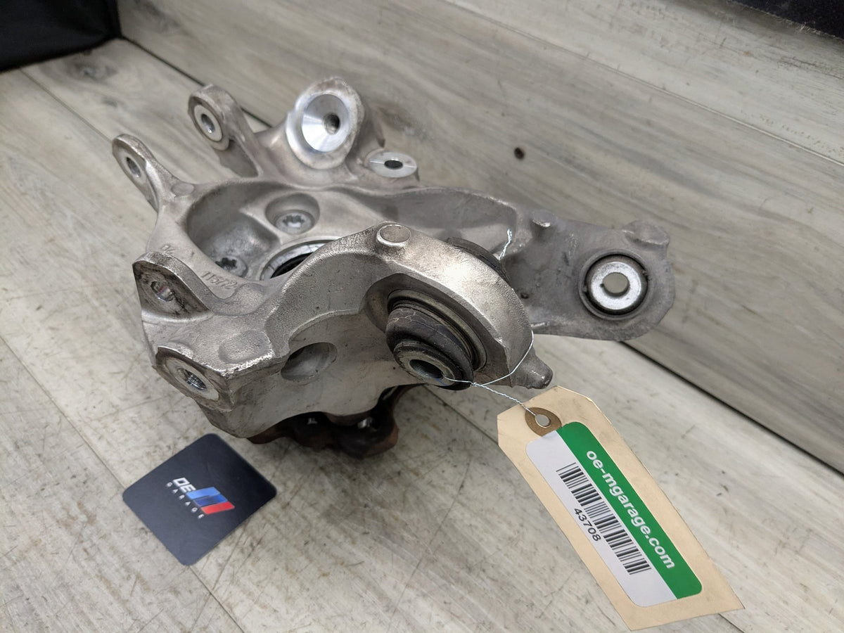 2020 BMW 330i G20 Rear Left Driver Spindle Knuckle w/ Bearing 6879533 19-25 OEM BMW G20 330 M340 REAR Left Driver Knuckle Wheel Hub Spindle Bearing OEM