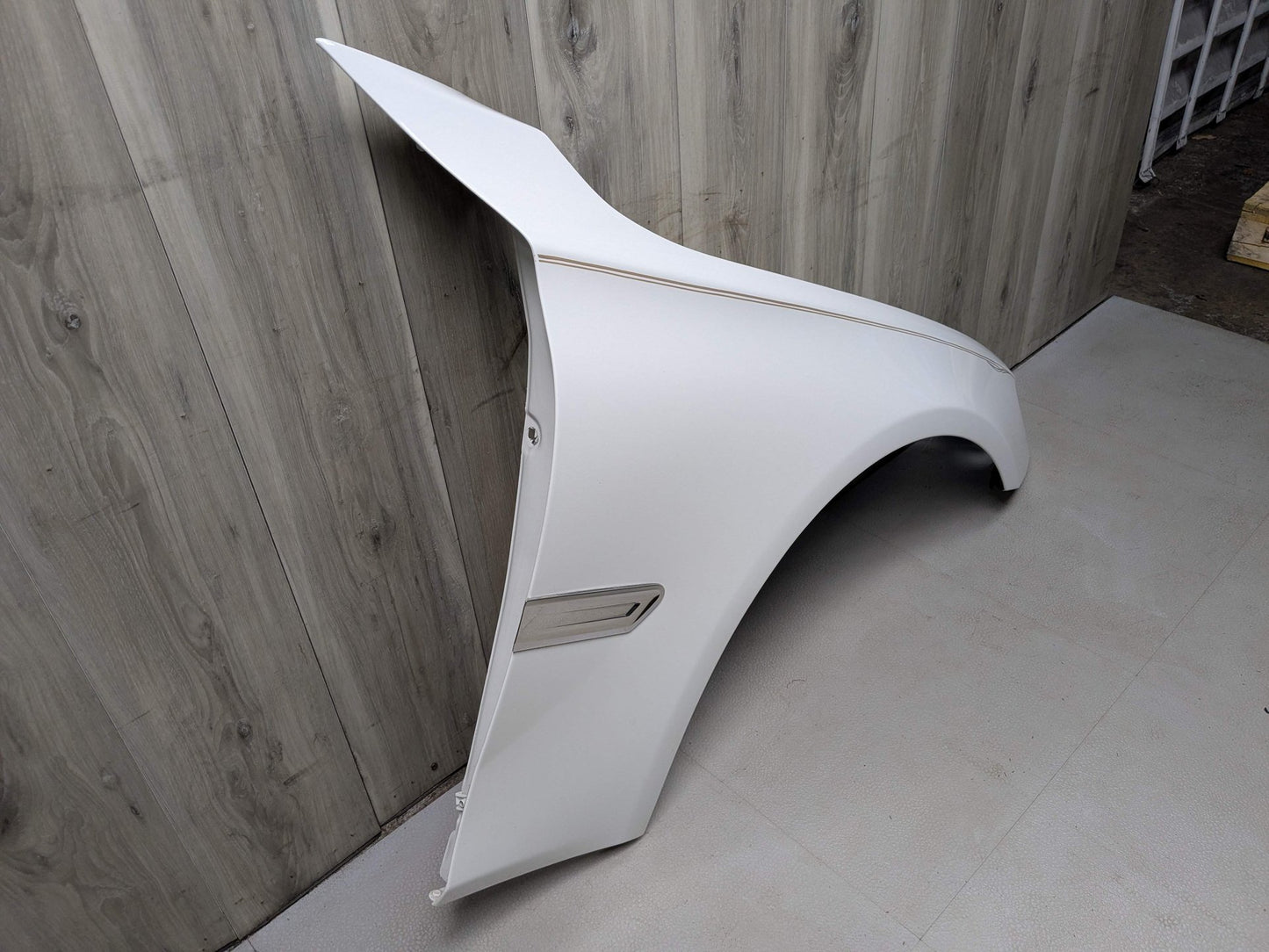 09-15 OEM BMW F01 F02 740 750 Front Right Passenger Side Fender Panel White 300 White ALPINWEISS III (300)