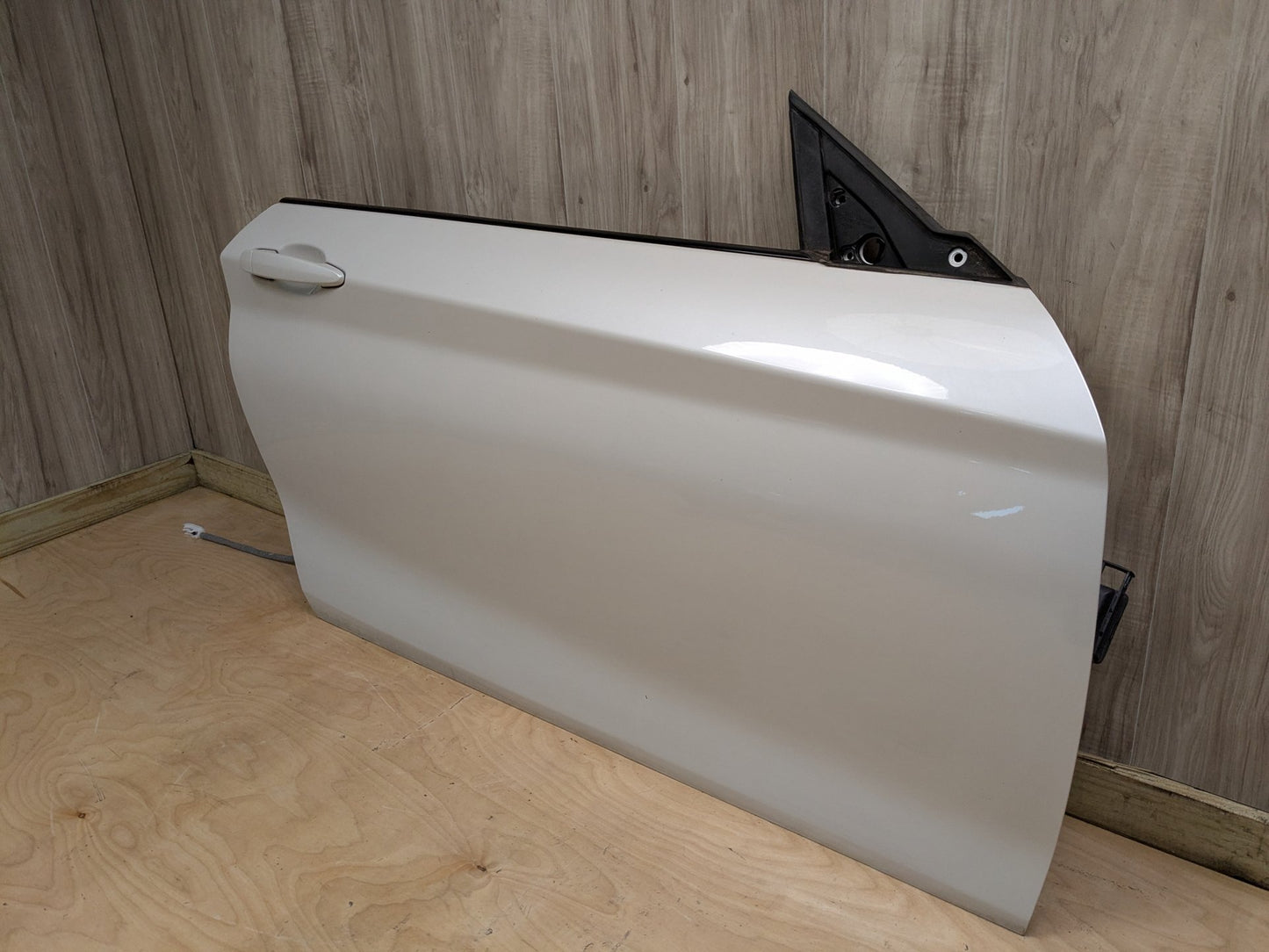 OEM BMW F22 F23 F87 228 M235 M240 Front Right Passenger Door Shell Panel White MINERALWEISS METALLIC (A96)