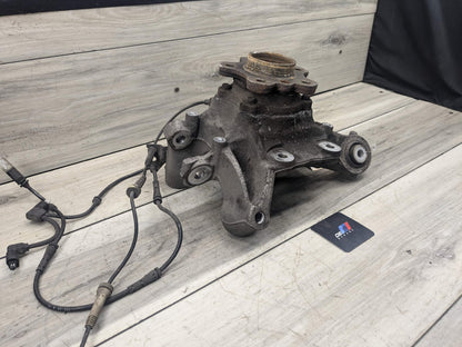2018 BMW M550i G30 Rear Left Driver Spindle Knuckle w/ Bearing 6866335 17-23 OEM BMW G30 530 540 M5550 REAR Left Drive Side Hub Knuckle Bearing Carrier