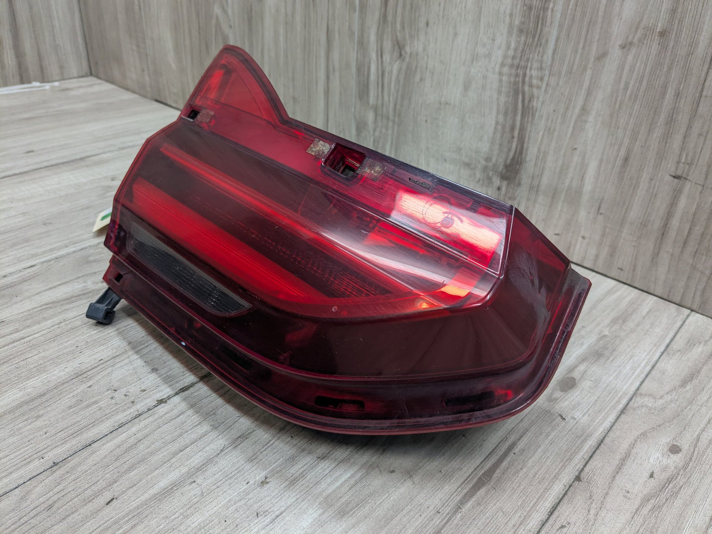 16-19 OEM BMW G11 G12 740 750 M760 Rear Left Driver Trunk Inner Stop Tail Light