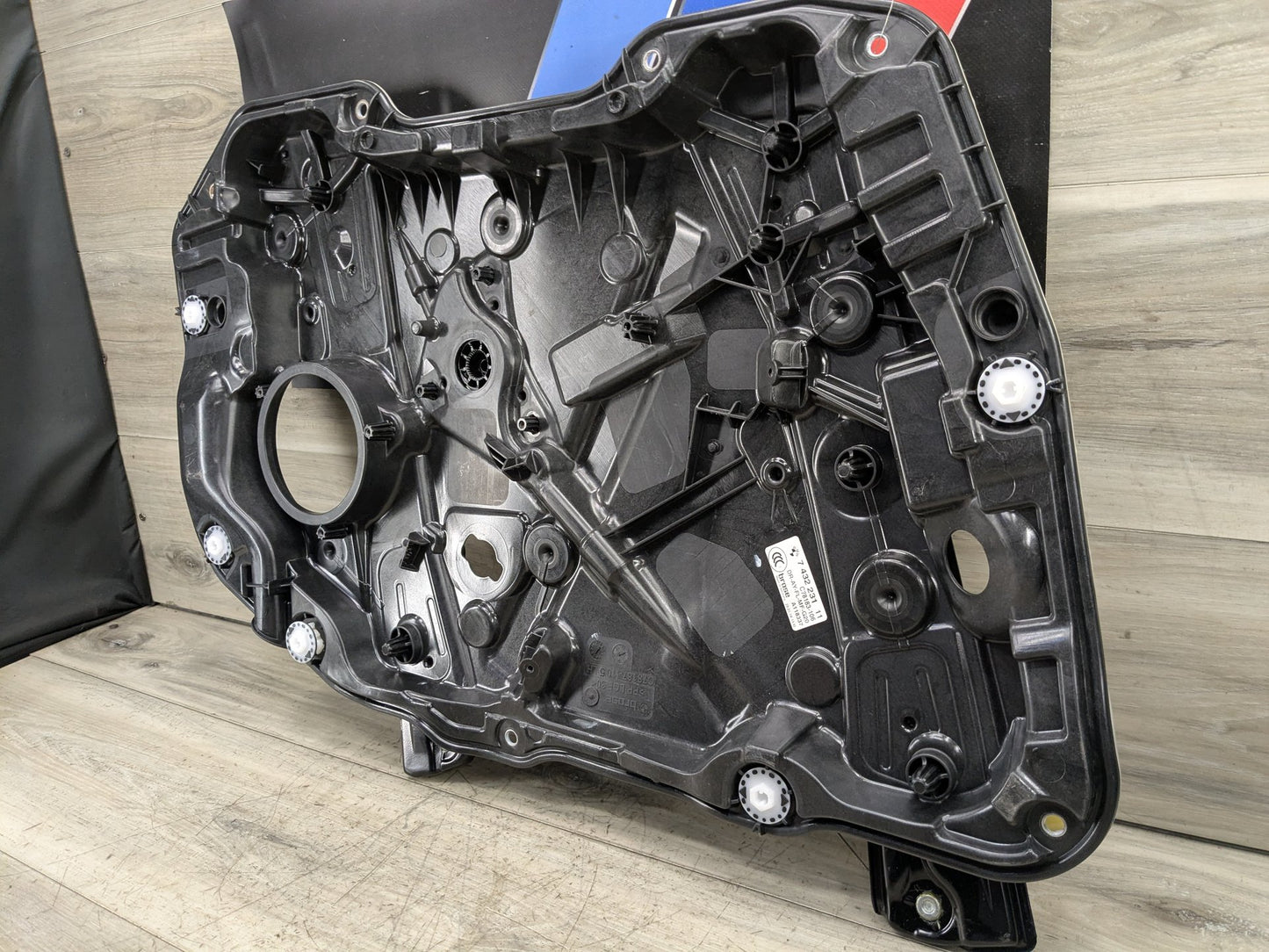 2019 BMW 330i G20 Front Left Driver Door Window Glass Regulator Motor 7432231 OEM BMW G20 G80 330 M340 M3 FRONT Left Driver Door Window Regulator Motor