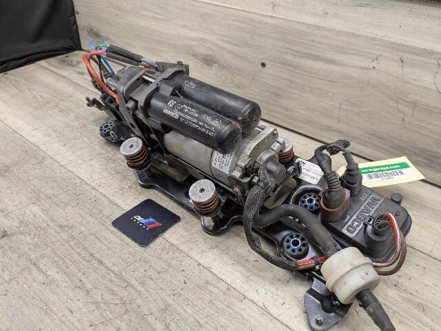 18-24 OEM AUDI Q5 SQ5 Air Suspension Compressor Pump Assembly