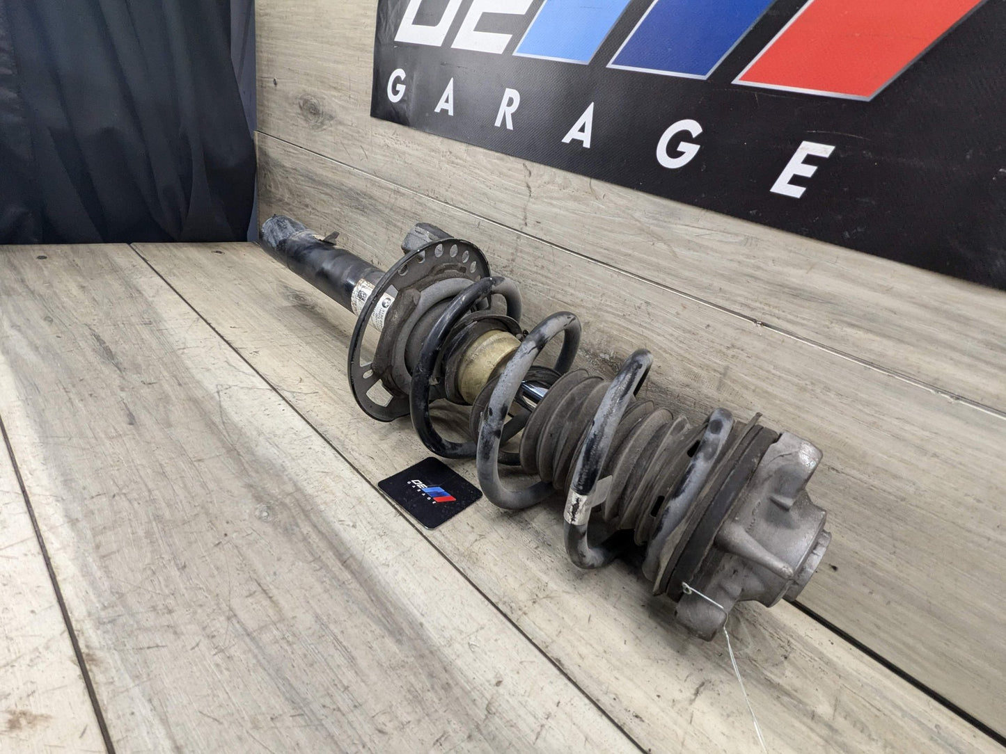 18-25 OEM BMW G01 G02 X3 X4 M40iX Front Left Driver Spring Strut Shock 6880605