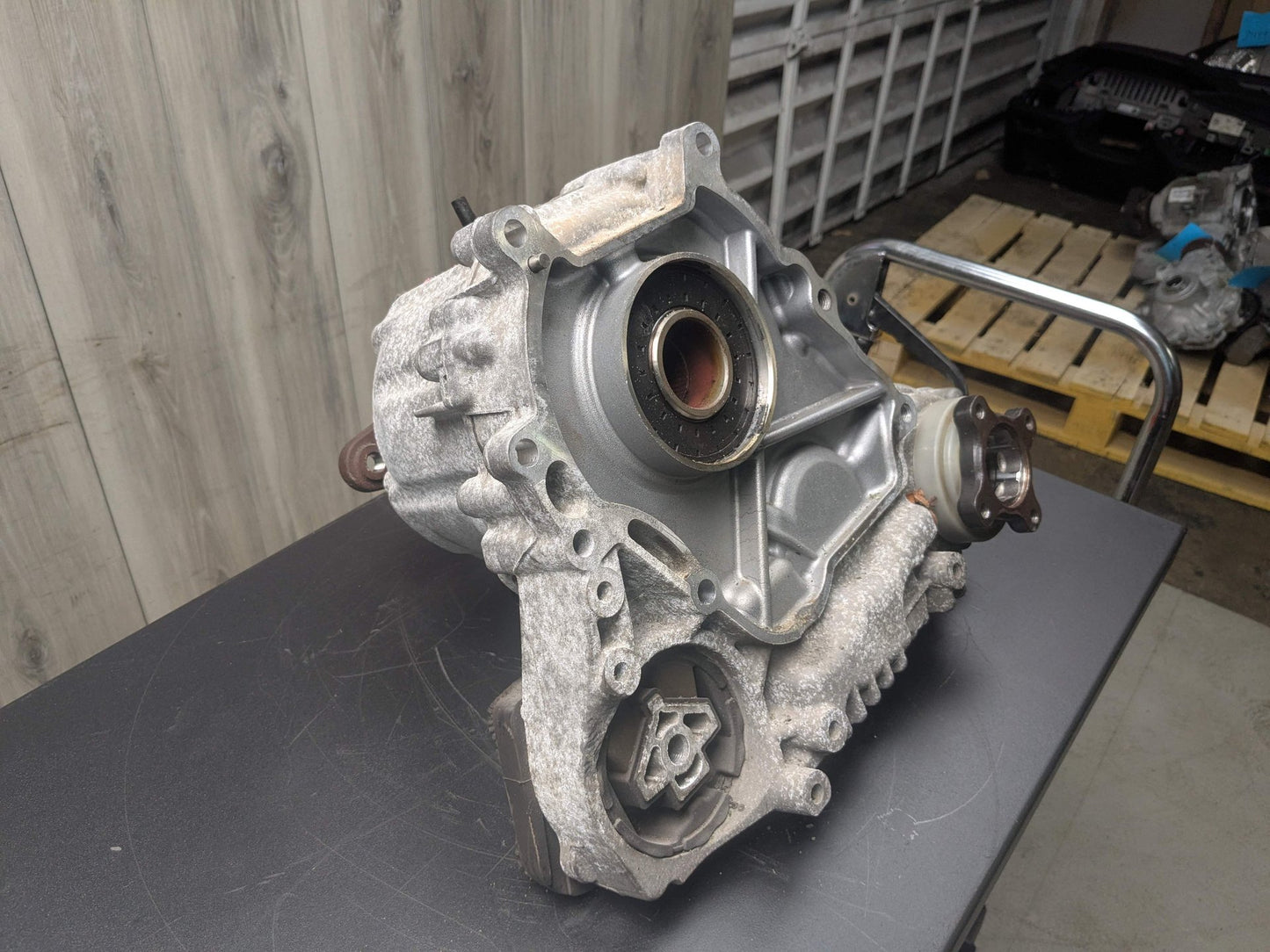 2015 BMW 328i Transmission Transfer Case 172408k 8623346
