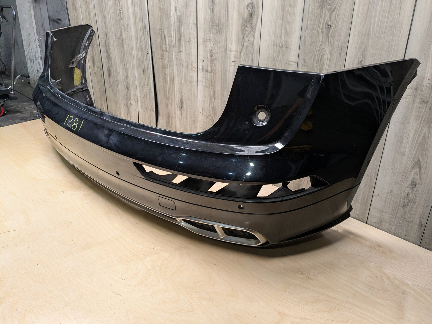 18-20 OEM AUDI Q5 SQ5 Rear Upper Lower Bumper Cover w/ Diffuser Black Black 0E/ Y9T